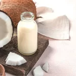 Propiedades y beneficios de la leche de coco: usos en la cocina