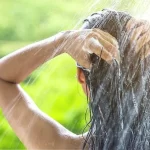 Plantas para el pelo: cuidado y champú casero