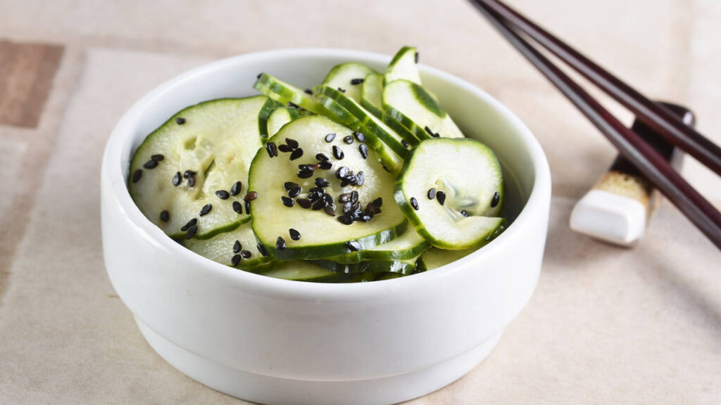 sunomono la ensalada de pepino japonesa ligera y crujiente